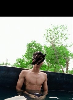 Imran for Female or Couples - Male escort in New Delhi Photo 5 of 5