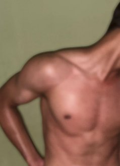 Imran - Intérprete masculino de adultos in Mumbai Photo 1 of 3