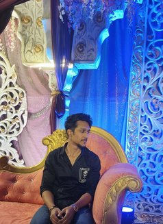 Imran - Agencia de acompañantes masculinas in Mumbai Photo 4 of 9