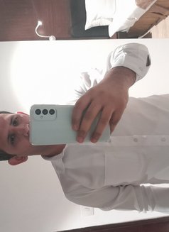 Imran Khan - Male escort in Ahmedabad Photo 1 of 5