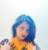 In call Riya Independentcam and meet - puta in Kolkata