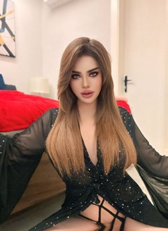 In Riyadh both everything good - Transsexual escort in Riyadh Photo 5 of 6
