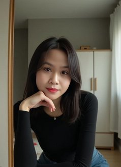 Ina - masseuse in Jakarta Photo 3 of 3