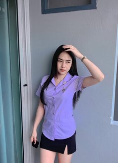 Inaa - masseuse in Jakarta Photo 2 of 4