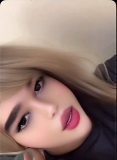Inas - Transsexual escort in Al Manama Photo 2 of 4