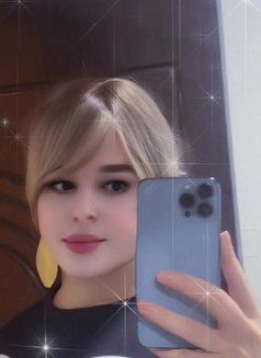 Inas - Transsexual escort in Al Manama Photo 3 of 4