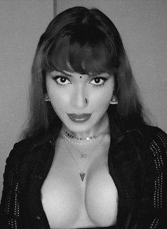 Inaya Ali - Transsexual escort in Pune Photo 6 of 6