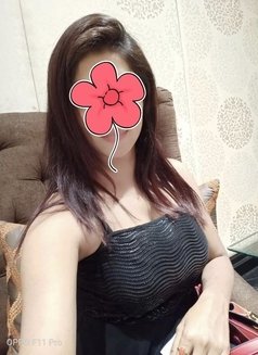 Incall and Out Call Sex - escort in Bangalore Photo 4 of 5