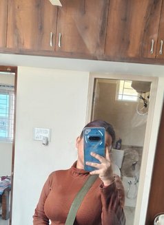 incall and outcall no advance - escort in Bangalore Photo 5 of 6