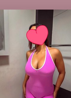 Incall in a Apartment 🤙 - puta in Mumbai Photo 7 of 13