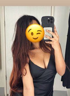 Incall in a Apartment 🤙 - puta in Mumbai Photo 8 of 13