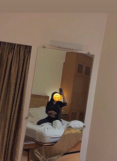 Incall in a Apartment 🤙 - puta in Mumbai Photo 9 of 13