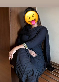 Incall in a Apartment 🤙 - puta in Mumbai Photo 12 of 13