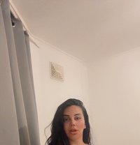 Incall Massage with Beautiful Zeyna - Masajista in London