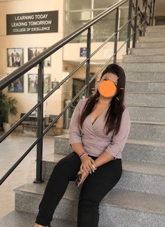 Incall Outcall and Cam - puta in New Delhi Photo 1 of 5