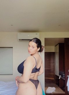 Incalls/CHN/CBE/BLR/HYD/KOCHIN/PONDY - escort in Chennai Photo 15 of 20