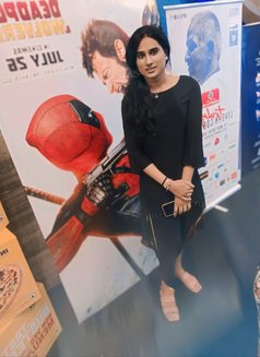 Ind - Transsexual escort in Chennai Photo 1 of 4