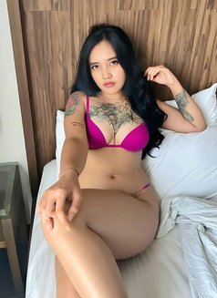 Indah Ayu - Slave, Dominatrix Mistress - puta in Bali Photo 1 of 12
