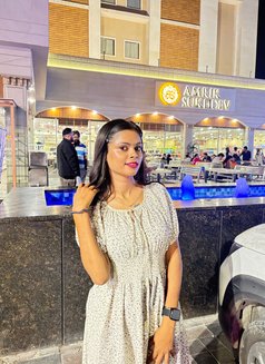Independent 4 Girl's - escort in Noida Photo 3 of 7