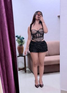 Independent let's meet and cam - escort in Mumbai Photo 2 of 2
