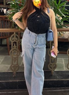 Independent Aarohi Real & Cam Fun - escort in Dubai Photo 2 of 5