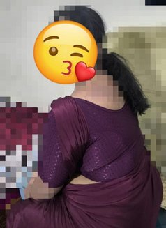 Independent ❤ bhabhi🫦 - escort in New Delhi Photo 4 of 5