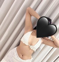 Sexy girl - escort in New Delhi Photo 1 of 27