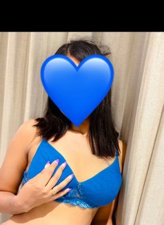 Sexy girl - escort in New Delhi Photo 9 of 27