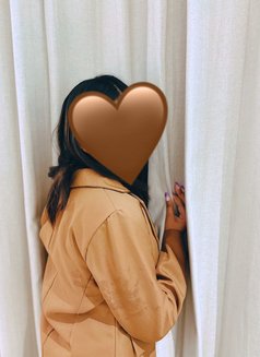 Sexy girl - escort in New Delhi Photo 23 of 27