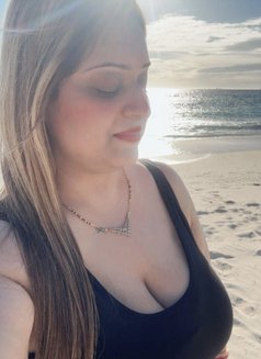 Independent Aurellina - escort in Candolim, Goa Photo 5 of 10