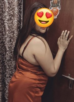 Independent bhabhi crazy for sex - Intérprete de adultos in New Delhi Photo 15 of 15