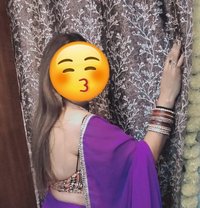 Independent bhabhi crazy for sex - adult performer in New Delhi