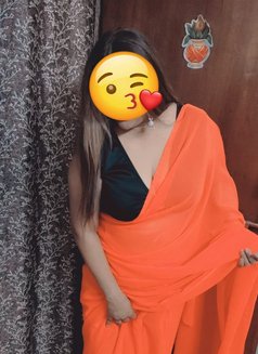 Independent bhabhi crazy for sex - adult performer in New Delhi Photo 21 of 21