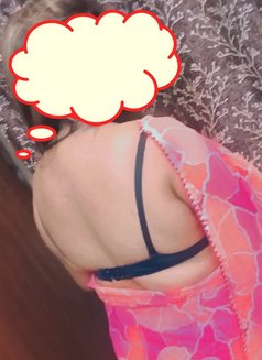 Independent bhabhi - Intérprete de adultos in New Delhi Photo 7 of 7