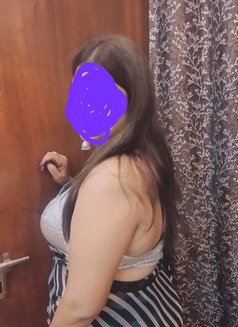 Independent bhabhi - adult performer in New Delhi Photo 11 of 12