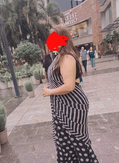 Independent bhabhi - adult performer in New Delhi Photo 12 of 12