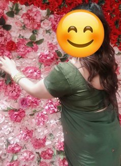Independent bhabhi - adult performer in New Delhi Photo 19 of 21