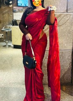 Independent ❣️🫂 bhabhi🫦 - escort in New Delhi Photo 9 of 10