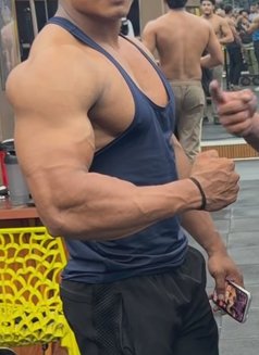 Independent Boy Rahul - Acompañantes masculino in New Delhi Photo 4 of 7