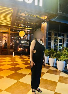 Independent Busty Anal doing MILF - puta in New Delhi Photo 5 of 6