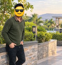 Independent Call Boy for Female & Couple - Acompañantes masculino in Varanasi