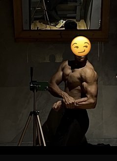 Independent Call Boy for Females - Male escort in New Delhi Photo 1 of 2