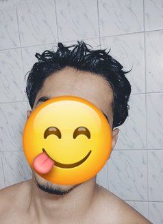 Independent Call Boy for Females Only - Acompañantes masculino in New Delhi Photo 3 of 5