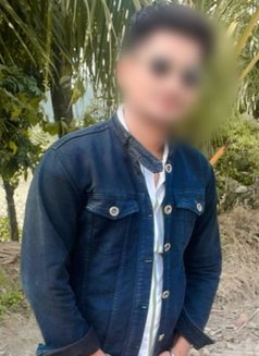 Independent call boy - Male escort in Kolkata Photo 2 of 2