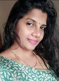 Independent Call Girl Available - puta in Chennai Photo 1 of 1