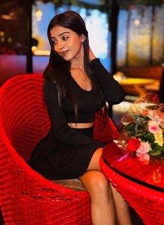 INDEPENDENT CALL GIRL ISHITA ROY - escort in Kolkata Photo 5 of 8