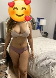 ️ Independent Girl Real Meet and cam - puta in Mumbai Photo 1 of 3