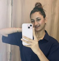 Independent Cam & Real Meet - escort in Hyderabad