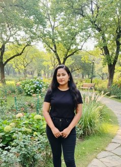 Supriya cam show & real meet - escort in Hyderabad Photo 1 of 1