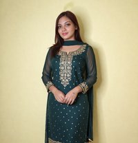 Independent College Student and House Wi - escort in Hyderabad